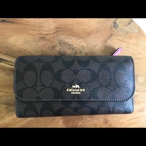 Coach Signature Wallet w/Checkbook Cover